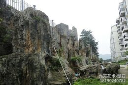 塑石假山护坡